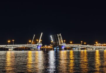 Ночной Петербург, теплоход (с мая по октябрь)